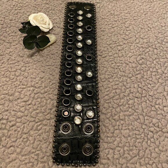 Black Leather Crystal Strap Bracelet Adjustable 9" - Picture 1 of 2